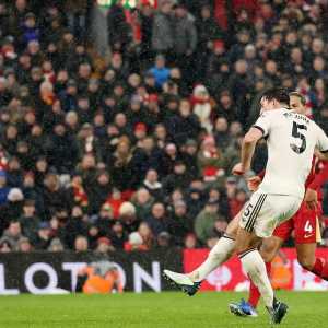 Hasil Liga Inggris: Maguire Nyaris Hukum Liverpool di Anfield, The Reds di Puncak