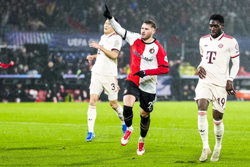     Feyenoord vs Bayern Munchen: Santiago Gimenez mencetak brace ke gawang Munchen (@feyenoord / x.com)