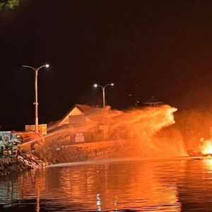 2 Kapal Terbakar di Dermaga Ancol: 1 Tewas, 6 Luka-Luka