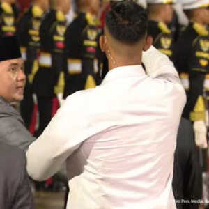 Viral Mayor Teddy Tegur Paspampres yang Payungi Presiden Prabowo Saat Sambut Erdogan