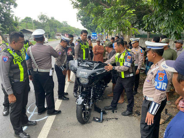     Kondisi motor Harley-Davidson milik Renville Antonio usai kecelakaan (Ist)