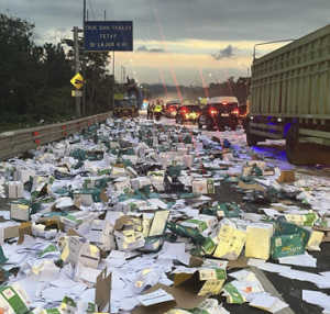 Kecelakaan Beruntun 2 Bus dan 1 Innova di Tol Cipularang, 7 Orang Jadi Korban