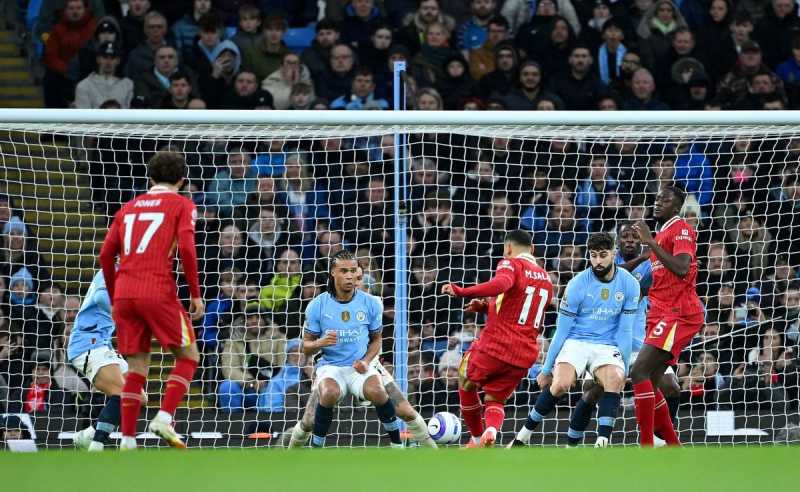     Manchester City vs Liverpool: Mohamed Salah mencetak gol pertama bagi The Reds (premierleague.com)