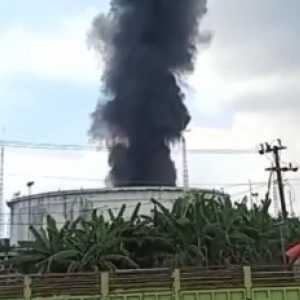 Kilang Minyak Pertamina di Cilacap Kebakaran, Api Lahap Tangki Pertalite