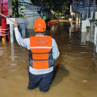 Banjir Kiriman dari Bogor Terjang Jakarta, Ini Respons Gubernur Pramono Anung