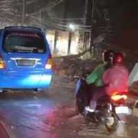 Banjir dan Longsor Terjang Puncak Bogor, 1 Orang Hilang