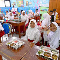 KPK Temukan Anggaran MBG Rp10 Ribu per Anak Disunat Jadi Rp8.000