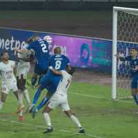 Hasil dan Klasemen BRI Liga 1: Persib dekati Juara, Persebaya-Dewa Bersaing