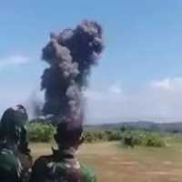 VIDEO: Warga Serbu Lokasi Pemusnahan Amunisi TNI di Garut