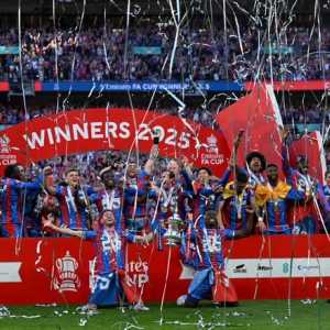 Final Piala FA: Tekuk Man City, Crystal Palace Juara dan Cetak Sejarah