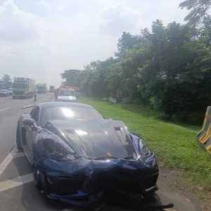 Porsche Tabrak Rush yang Ditumpangi Sekeluarga di Tol Sidoarjo, 6 Orang Jadi Korban