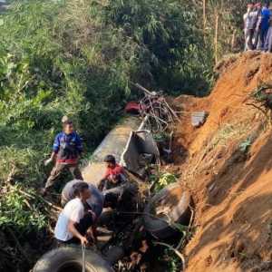 Kecelakaan Maut Cianjur: Truk Tangki Air Rem Blong Tabrak 5 Kendaraan, 2 Tewas