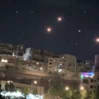 Balas Israel, Iran Kembali Hujani Tel Aviv dengan Rudal