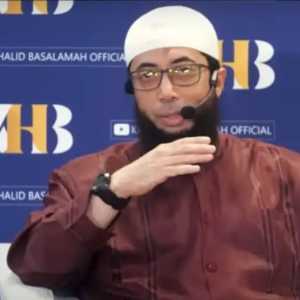 Ustaz Khalid Basalamah Kembalikan Uang US$37.000 ke KPK Terkait Kasus Korupsi Haji