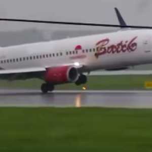 Viral Batik Air Mendarat Miring di Bandara Soetta, Ini Penjelasan Maskapai