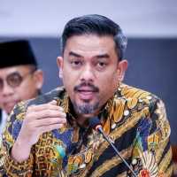 Menteri Maman Sebut Istrinya ke Eropa Dampingi Anak Tugas Sekolah, Pakai Duit Pribadi