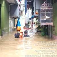 20 RT di Jakarta Banjir, Ketinggian Air Hingga 1,2 Meter