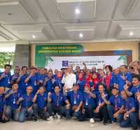 Jokowi Ungkap Alasan Tak Pakai Seragam Biru Saat Reuni Fakultas Kehutanan UGM