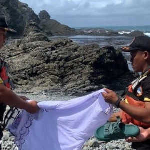 Wisatawan Wanita Asal Jakarta Hilang di Pantai Gunungkidul: SAR Temukan Mukena Putih