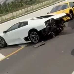 Konvoi Supercar Tabrakan di Tol Kunciran Tangerang, 1 Lamborghini Ringsek