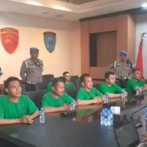 Kapolda Metro Akhirnya Ungkap Identitas 7 Anggota Brimob Tabrak-Lindas Ojol Affan