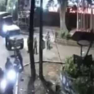 Kata Polisi Soal Tembakan Gas Air Mata di Kampus Unisba: Tertiup Angin