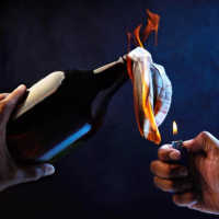 Polisi Tangkap 'Profesor R', Peracik dan Penyebar Bom Molotov saat Demo di Jakarta