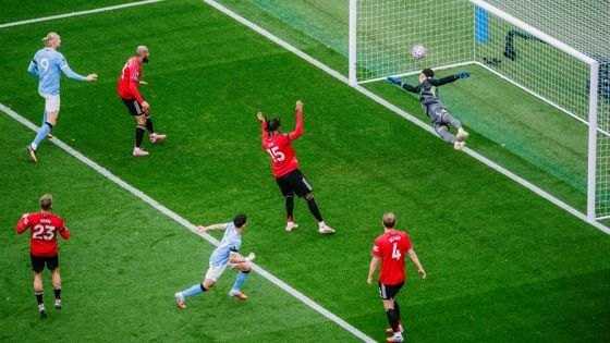     Manchester City vs Manchester United: Phil Foden mencetak gol pertama bagi Man City ke gawang Setan Merah (mancity.com)