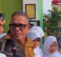 Viral Kepsek SMPN 1 Prabumulih Dicopot, Diduga Gegara Tegur Anak Walkot Bawa Mobil