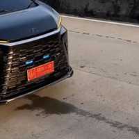 Viral 2 Mobil Berpelat Dinas TNI Terobos Jalur Layang Busway Koridor 13