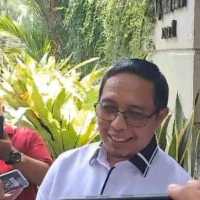 Hasan Nasbi Sowan ke Rumah Jokowi, Bahas Apa?