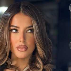 Resmi Bercerai dengan Ahmad Assegaf, Tasya Farasya 'Rayakan' Jadi Janda dengan Kue