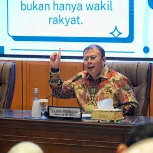 Viral Waka DPR Cucun Sebut Tak Perlu Ahli Gizi Cukup Latih Anak SMA, Kini Minta Maaf