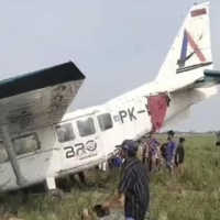 Daftar Identitas 5 Awak Pesawat yang Jatuh di Tengah Sawah di Karawang