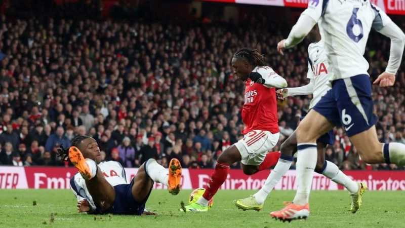     Arsenal vs Tottenham Hotspur 4-1: Eberechi Eze mencetak hattrick dalam laga bertajuk Derbi London Utara (premierleague.com)