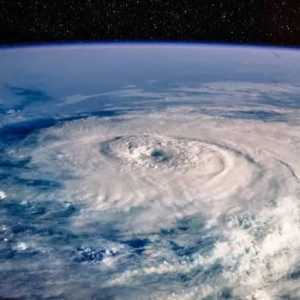 Ada 3 siklon menuju Indonesia, BMKG minta Sumatera, Jawa hingga Nusa Tenggara Waspada