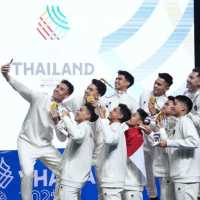 SEA Games 2025: RI melejit usai rebut emas di bulutangkis, renang, taekwondo