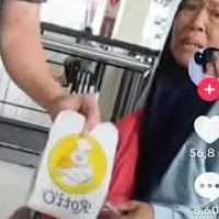 Viral Roti'O tolak nenek bayar tunai harus pakai QRIS, manajemen buka suara