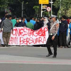 Viral curhatan psikolog terima klien stres gegara situasi negara