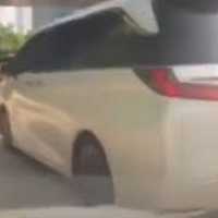 Viral Lexus RI 25 serobot antrean gardu Tol Cilandak, punya menteri apa?