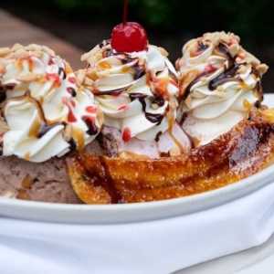 Rekomendasi 5 kedai es krim legendaris di Jakarta, ada yang langganan Bung Karno