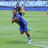 Gol tunggal Beckham bawa Persib Sikat Persija dan puncaki klasemen