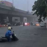 Banjir di Jakarta, sejumlah rute TransJakarta dialihkan dan tak layani penumpang