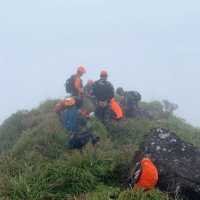 1 Awak Pesawat ATR 42-500 ditemukan di jurang kedalaman 200 meter Gunung Bulusaraung