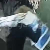 Heboh pria misterius diduga gendong mayat di Tambora, polisi turun tangan