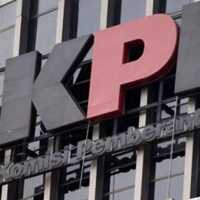 Gelar OTT, KPK tangkap Bupati Cilacap Syamsul Auliya Rahman