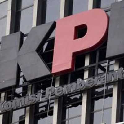 Gelar OTT, KPK tangkap Bupati Cilacap Syamsul Auliya Rahman