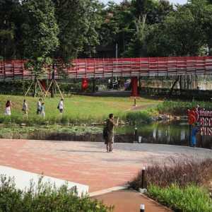 Lagi viral! 7 rekomendasi jajanan di Taman Bendera Pusaka Barito yang wajib dicicipi