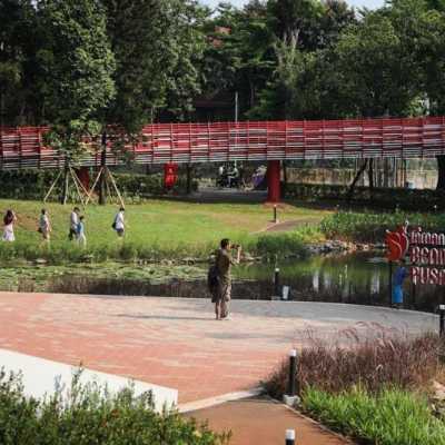 Lagi viral! 7 rekomendasi jajanan di Taman Bendera Pusaka Barito yang wajib dicicipi