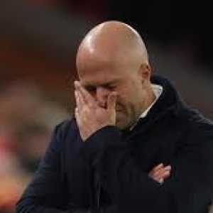 Resmi, Arne Slot mundur dari kursi pelatih Liverpool